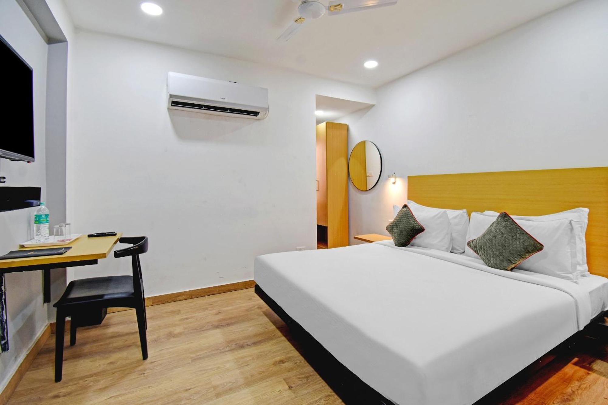Hotel Super Townhouse The Royal Retreat Garui