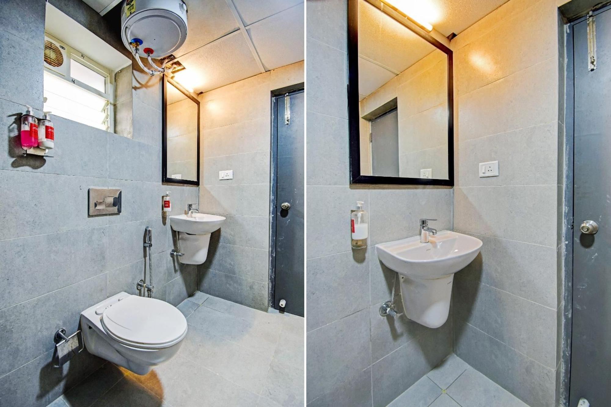 Super Townhouse The Royal Retreat Hotel Garui